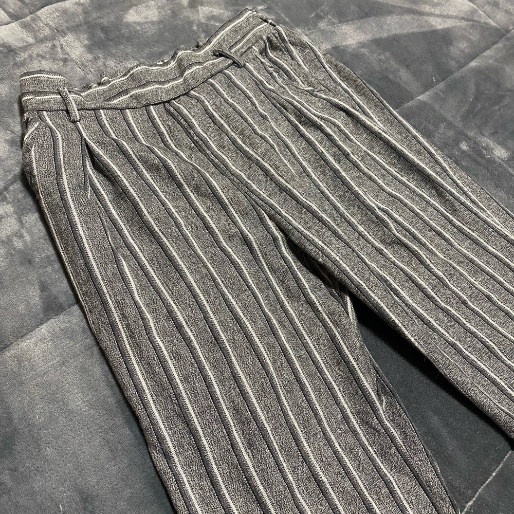 Hot Kiss Striped Relaxed Fit Slacks | Gray Lounge Pants | Elastic Waist | Size 5 - Picture 3 of 6